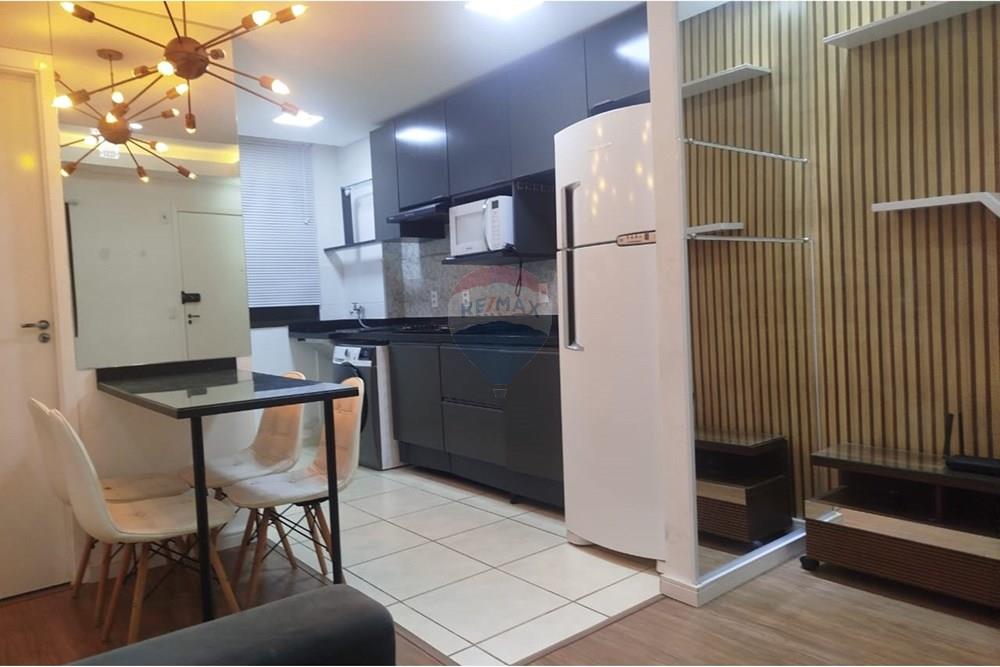 Apartamento à venda com 2 quartos, 45m² - Foto 2