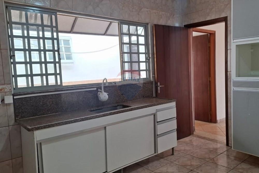 Casa - Alugar - Botucatu , São Paulo - WhatsApp Image 2025-10-02 at 16.15.50 (1).jpeg - 630481079-177