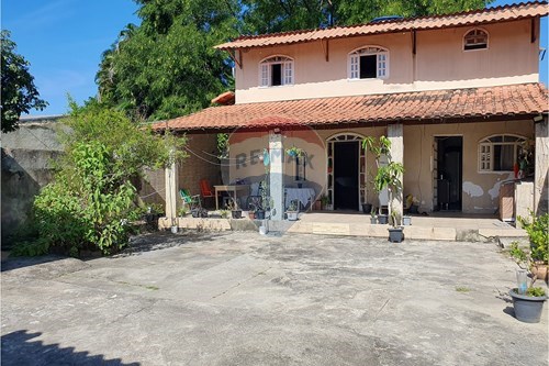 Venda-Casa-Estrada do Tingui , 2161  - Curso Super Módulos  - Campo Grande , Rio de Janeiro , Rio de Janeiro , 23075006-680331006-272