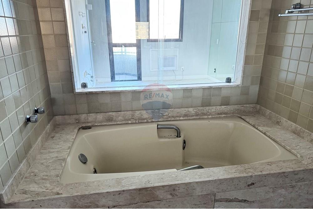 Apartamento - Alugar - Rio de Janeiro , Rio de Janeiro - BANHEIRA DA SUÍTE MASTER.jpg - 680331055-18