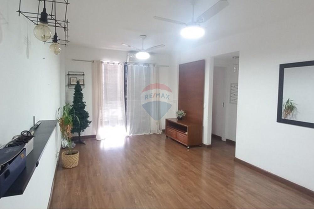 Apartamento para alugar com 3 quartos, 82m² - Foto 2