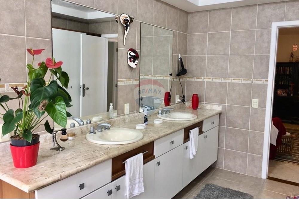 Casa - Alugar - Rio de Janeiro , Rio de Janeiro - e47ce4ab-9a20-4398-af6e-edeb463087f8.JPG - 680371008-55