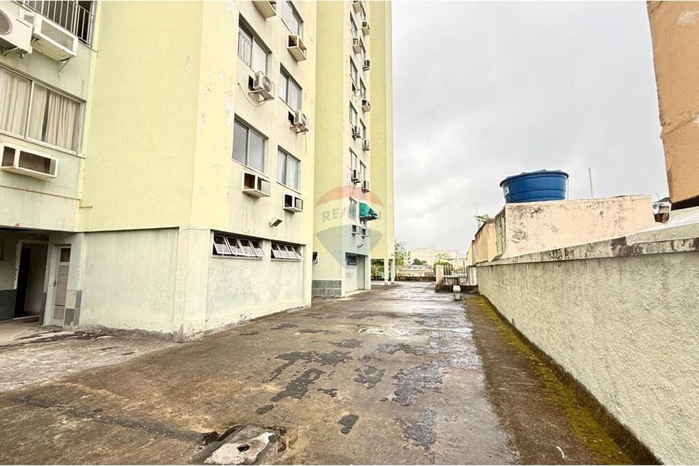 Apartamento à venda com 2 quartos, 58m² - Foto 8