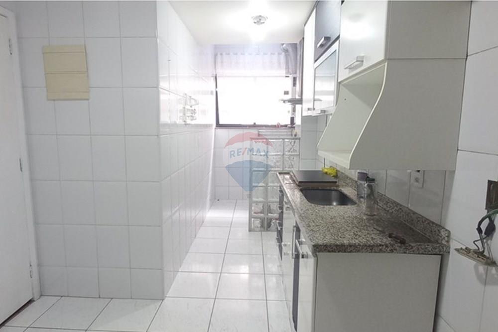 Apartamento para alugar com 3 quartos, 82m² - Foto 8