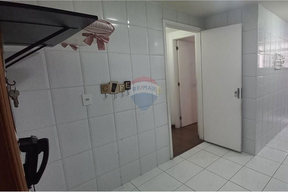 Apartamento para alugar com 3 quartos, 82m² - Foto 7