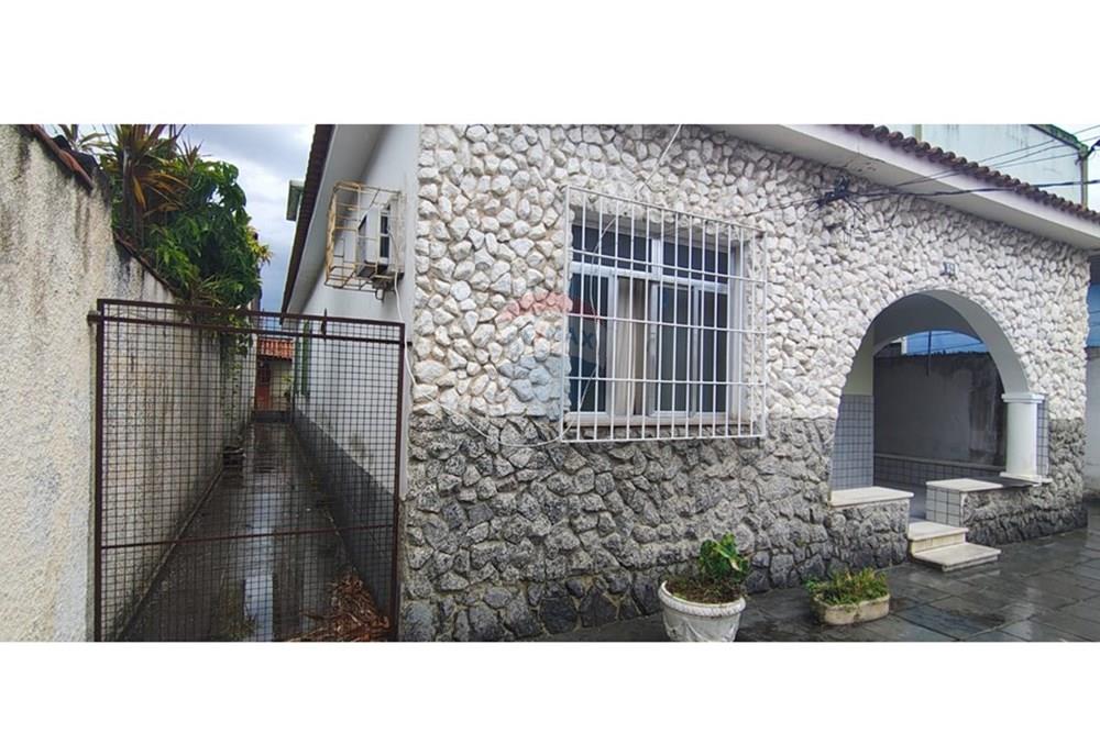 Casa, 3 quartos, 176 m² - Foto 2