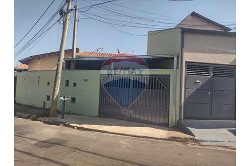 Alugar-Casa-Luiz Strazzacappa , 959  - Próximo a Igreja Sagrado Coração de Jesus  - Jardim Lourdes , Cosmópolis , São Paulo , 13157-278-690831004-243