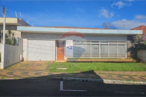 Alugar-Casa-Rua Francisco Glicério , 491  - Centro , Itapira , São Paulo , 13970040-690291048-68