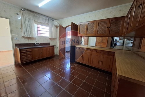 Alugar-Casa-Avenida Azevedo Marques , 371  - Antiga Loja da Zezé  - Centro , Aguaí , São Paulo , 13860047-690751025-121