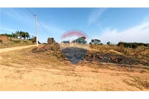 Venda-Casa-Rua Cambuci , 12  - Recanto do Bié VI  - Chácaras de Recreio Bié VI , Itapira , São Paulo , 13975784-690291039-106