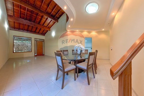 Venda-Casa-Rua Stephan Ruegger , 348  - Parque Santa Cândida , Araras , São Paulo , 13603151-690691006-110