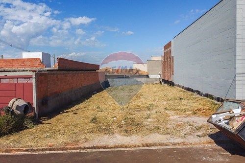 Venda-Terreno-Avenida Zózimo Guimarães , 0  - Jardim Esmeraldas , Araras , São Paulo , 13604585-690691086-5