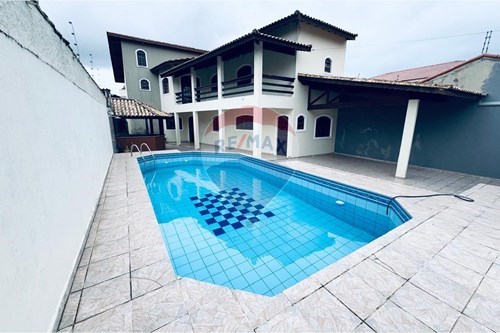 Venda-Casa-Rua: Bahia , 300  - Centro , Peruíbe , São Paulo , 11770364-691111016-25