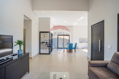 Venda-Casa de Condomínio-Rua Shigezo Nakajima , 0  - Rodovia Romildo Prado, km 13  - Bairro Itapema , Itatiba , São Paulo , 13255238-690661086-102