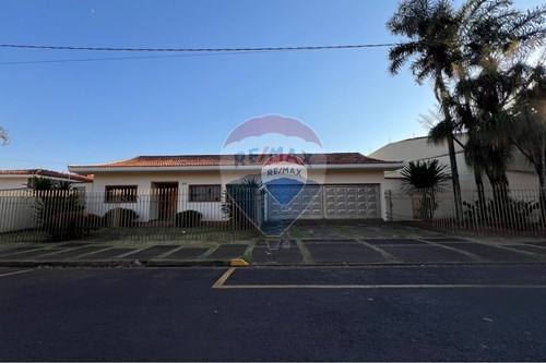 Venda-Casa-Avenida dos Manacas , 69  - Avenida dos Manacás  - Jardim Primavera , Araraquara , São Paulo , 14802388-690151067-22