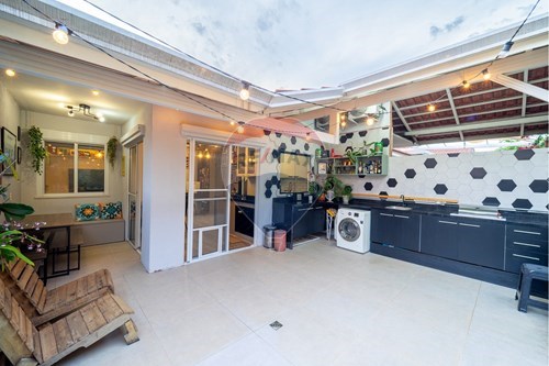 Venda-Casa de Condomínio-Rua Alessandro di Berardo , 1900  - Av. Reinaldo Porcari  - Medeiros , Jundiaí , São Paulo , 13212448-690591032-98