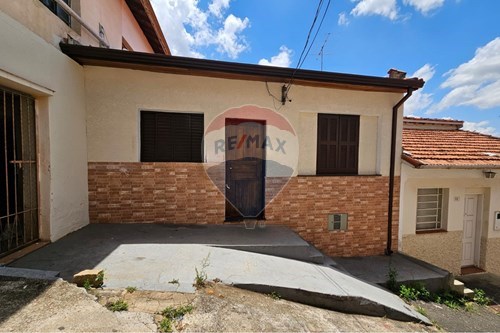 Venda-Casa-Rua Othelo ChiarioniI Sgreva , 48  - Próximo a Avenida Pires Pimentel  - Centro , Bragança Paulista , São Paulo , 12914-341-690041019-103