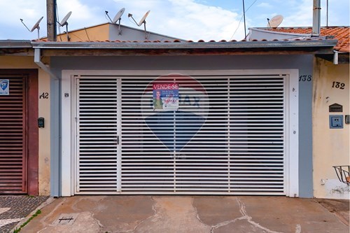 Venda-Casa-Rua. Janina Seivalos Penteado , 138  - Jardim Celina , Araras , São Paulo , 13606033-690691027-173