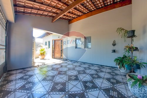 Venda-Casa-Rua José Antônio Cressoni , 526  - Jardim Bela Vista , Araras , São Paulo , 13609332-690691090-25