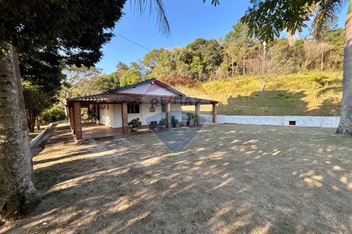 Venda-Chácara / Sítio / Fazenda-Estrada Municipal Solange Rodrigues Spinassi , sn  - Jardim Paraíso da Usina , Atibaia , São Paulo , 12952-427-690661027-125