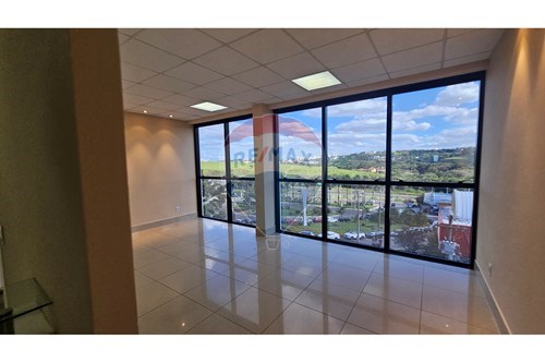 Alugar-Cj. Comercial/ Sala-Rua Cumaru , 98  - Agência Bradesco  - Loteamento Alphaville Campinas , Campinas , São Paulo , 13098324-690181009-51