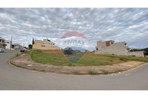 Venda-Terreno-Avenida Thereza Bovo Remédio , S/N  - Terras de Santa Elisa , Araras , São Paulo , 13605270-690691016-266