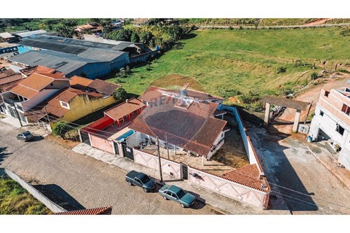 Venda-Casa-Rua Anésio Candido Ferreira , 155  - Recanto Pouso Alegre , Piracaia , São Paulo , 12970000-691011021-63