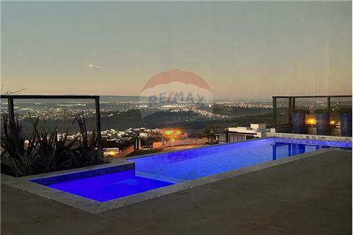 Venda-Casa-Rua Viareggio , 216  - Campo de Toscana , Vinhedo , São Paulo , 13281-038-690541036-134