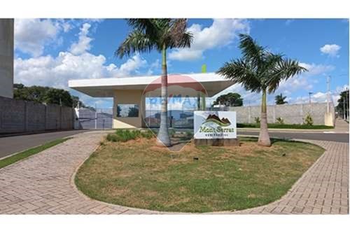 Venda-Terreno-Rua Ariovaldo Silveira Franco , Cond. Mont Serrat  - Condominio  Mont Serrat  - Jardim Panorama , Mogi Mirim , São Paulo , 13801-000-690751061-56