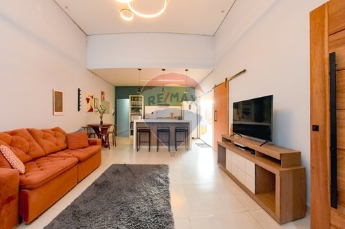 Venda-Casa-Rua Antonio Casarin , 160  - Jardim Campos Verdes , Araras , São Paulo , 13604532-690691016-270