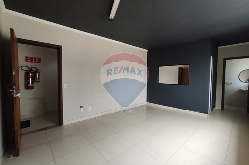 Alugar-Cj. Comercial/ Sala-Rua Benedito Leite , 0  - Próximo á Alameda Lucas Nogueira Garcez  - Jardim Suiça , Atibaia , São Paulo , 12947-001-690471100-126