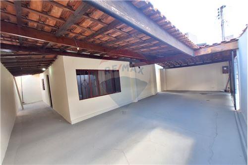 Venda-Casa-RUA ARNALDO BENTAMARO , 104  - Bairro CDHU , Mogi Mirim , São Paulo , 13802502-690751001-194