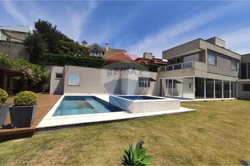 Alugar-Casa-Avenida Juca Peçanha , 0  - Próximo ao Hospital Novo  - Vila Santista , Atibaia , São Paulo , 12941-000-690471100-194