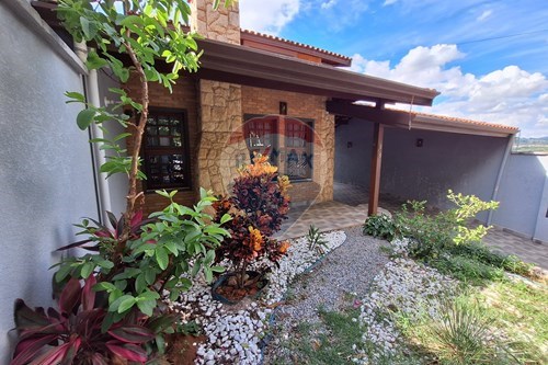 Alugar-Casa-Avenida Barretos , 0  - Jardim do Lago , Atibaia , São Paulo , 12947-210-690471015-73