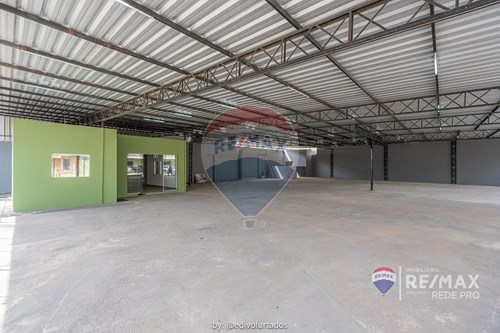 Alugar-Ponto Comercial/ Loja-Rua dos Bandeirantes , 156  - Esquina Rua da Formiga  - Centro , Vinhedo , São Paulo , 13289090-690851099-7