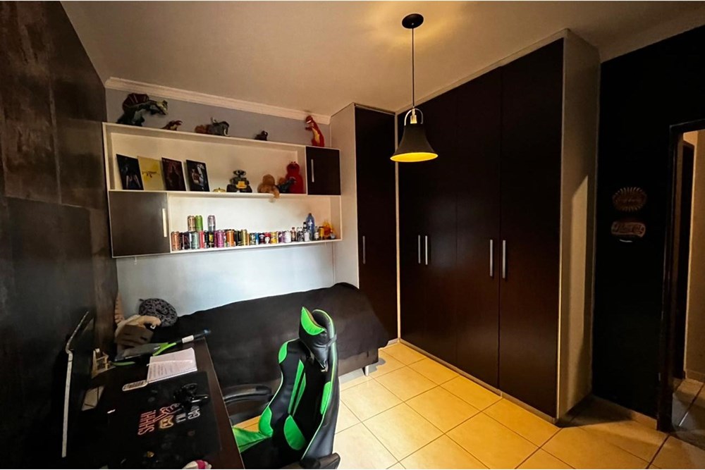 Chácara à venda com 4 quartos, 220m² - Foto 22