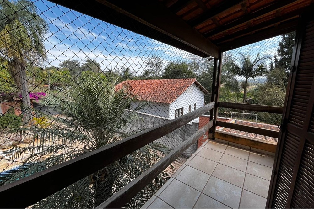 Chácara à venda com 4 quartos, 220m² - Foto 45