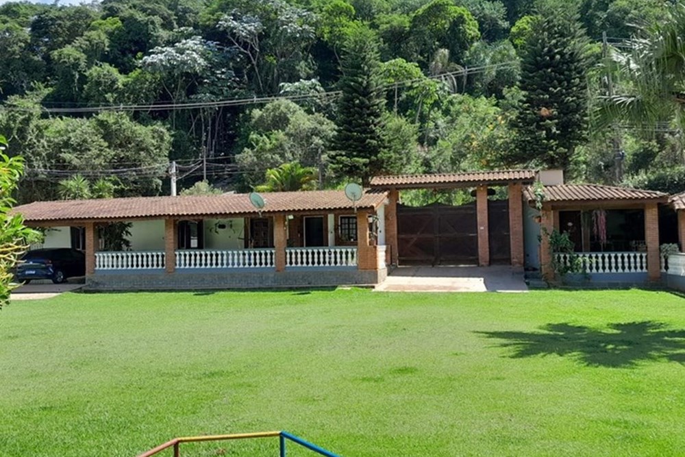 Chácara à venda com 1 quarto, 2499m² - Foto 35