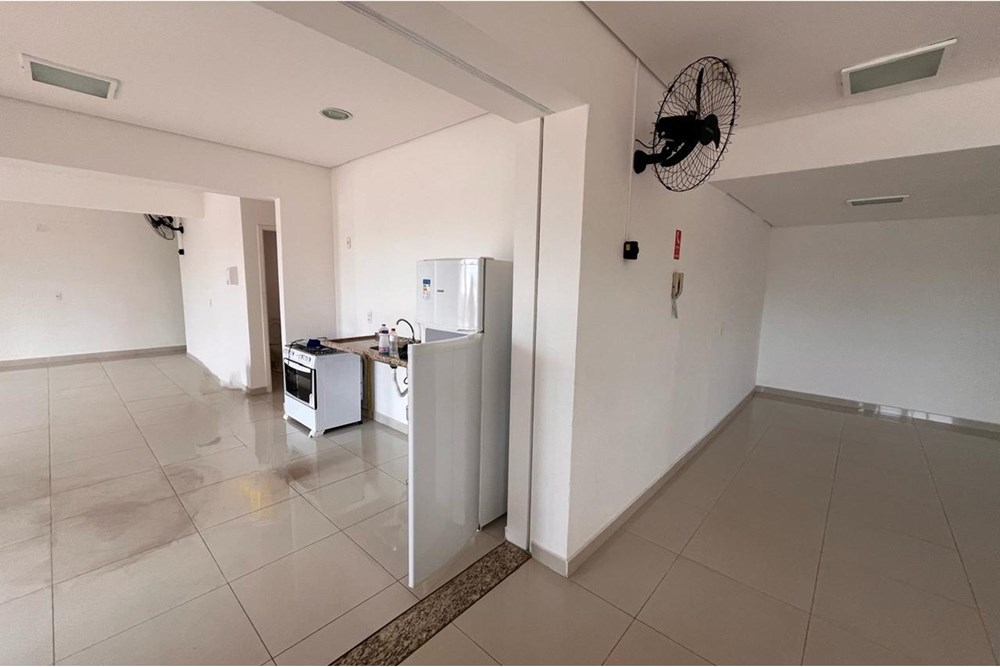 Apartamento à venda com 2 quartos, 74m² - Foto 28