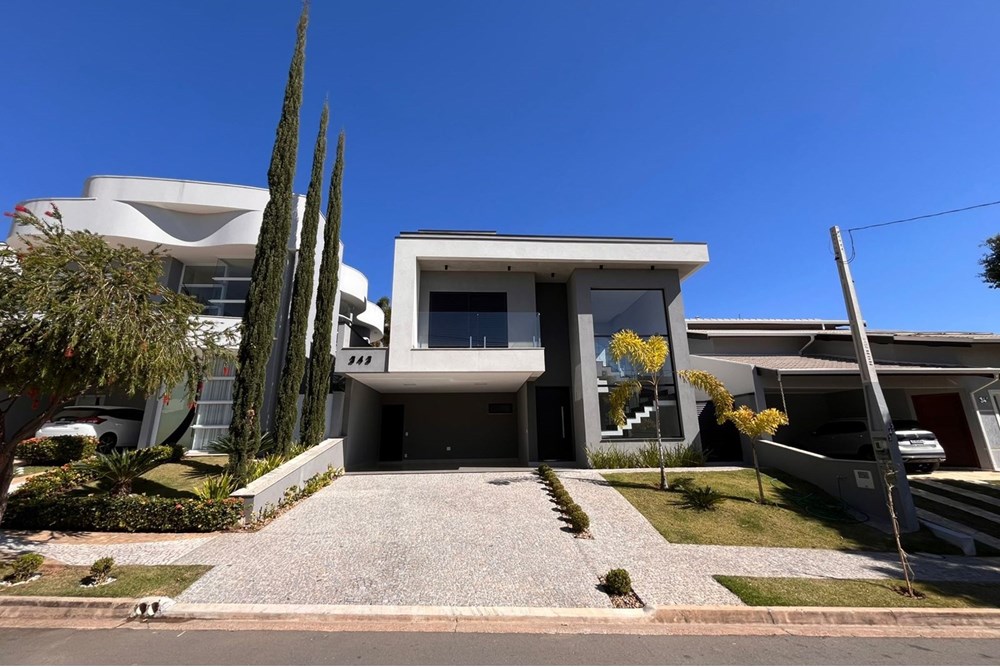 Casa de Condomínio à venda com 3 quartos, 231m² - Foto 1