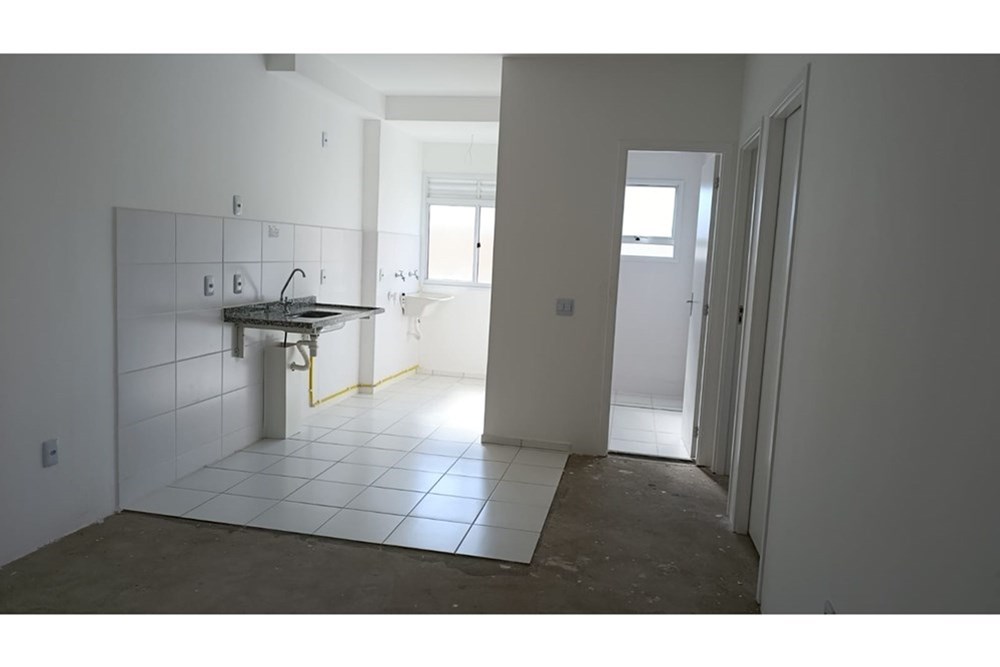 Apartamento à venda com 2 quartos, 45m² - Foto 2