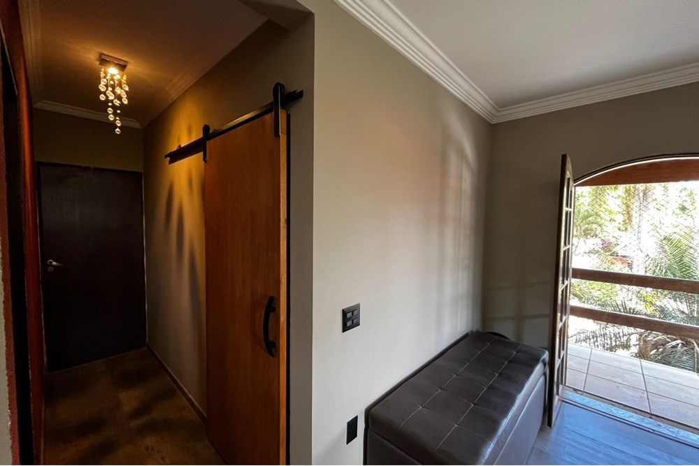 Chácara à venda com 4 quartos, 220m² - Foto 35
