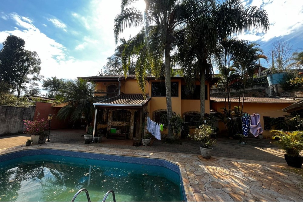 Chácara à venda com 4 quartos, 220m² - Foto 65