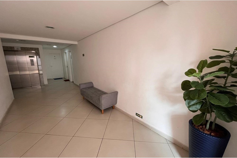 Apartamento à venda com 2 quartos, 74m² - Foto 31