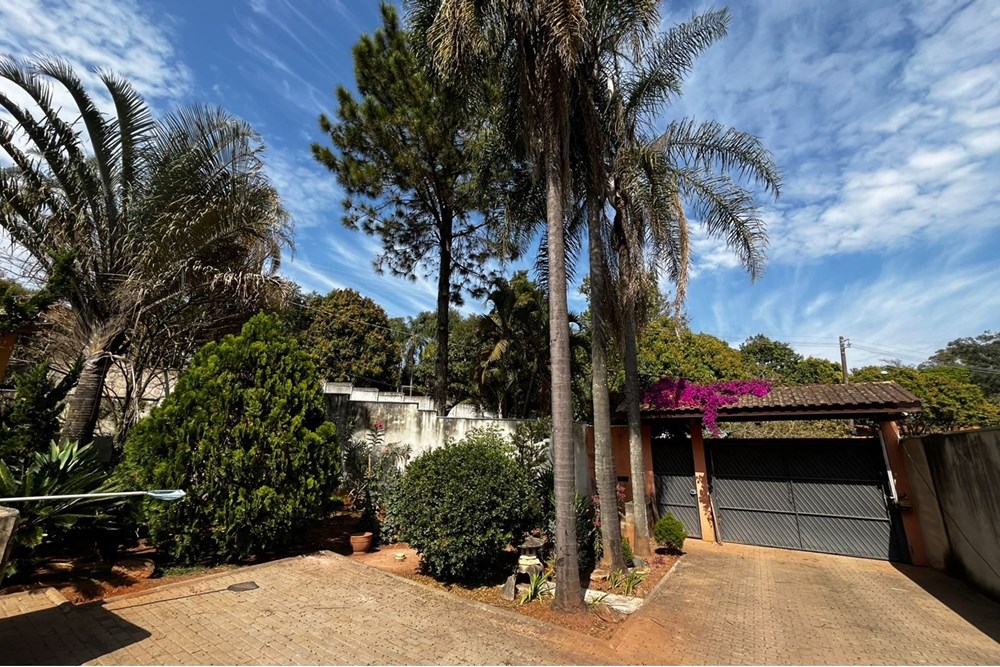 Chácara à venda com 4 quartos, 220m² - Foto 60