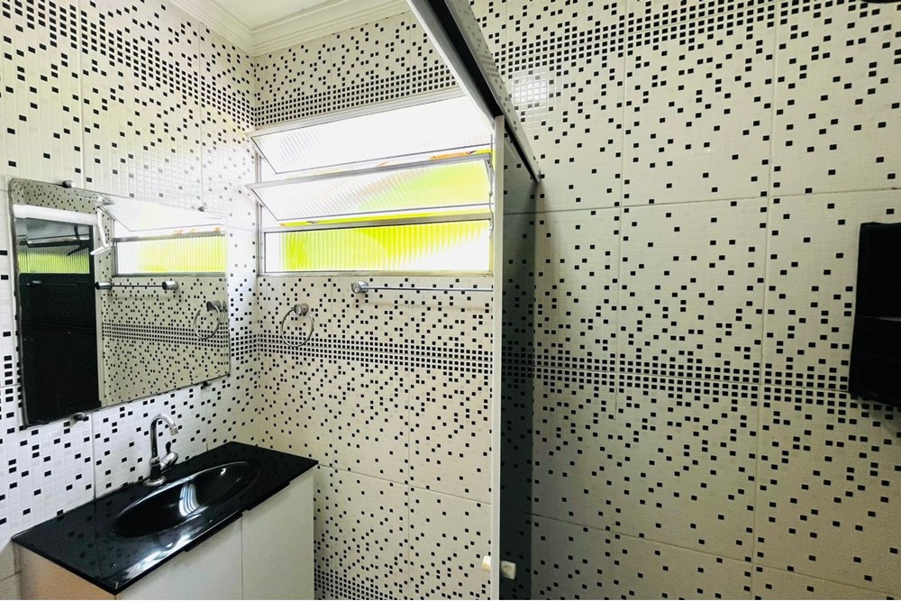 Casa à venda com 2 quartos, 150m² - Foto 15