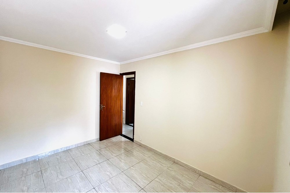 Casa à venda com 2 quartos, 150m² - Foto 14