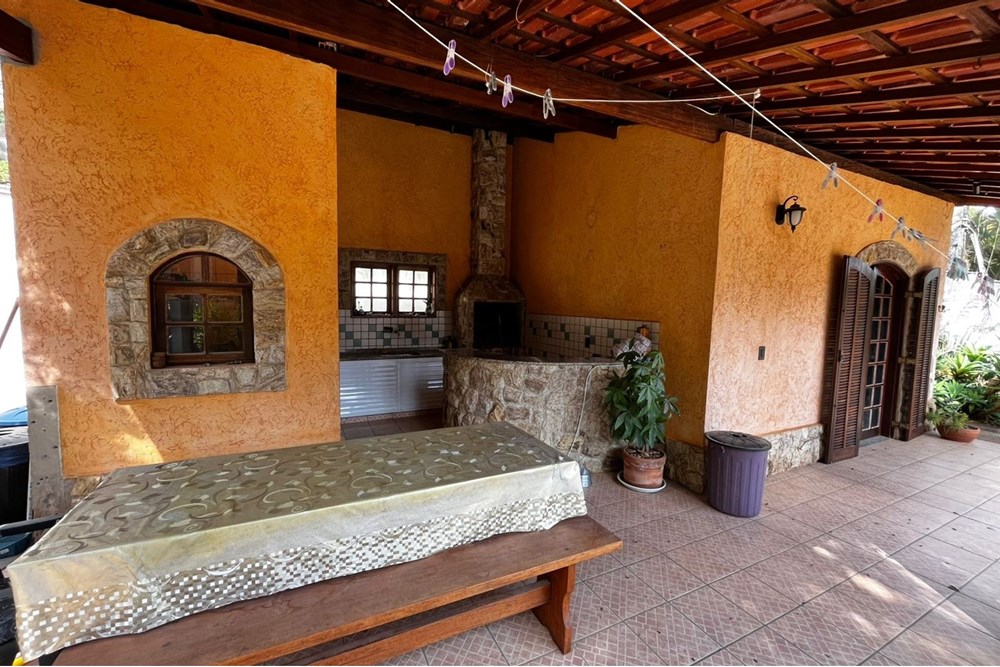 Chácara à venda com 4 quartos, 220m² - Foto 49