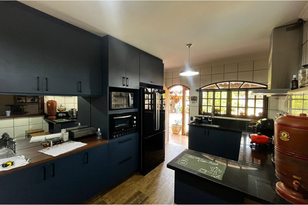 Chácara à venda com 4 quartos, 220m² - Foto 6
