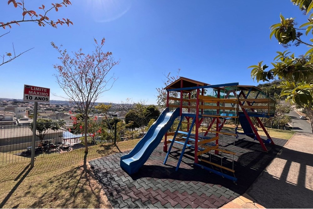 Casa de Condomínio à venda com 3 quartos, 231m² - Foto 60